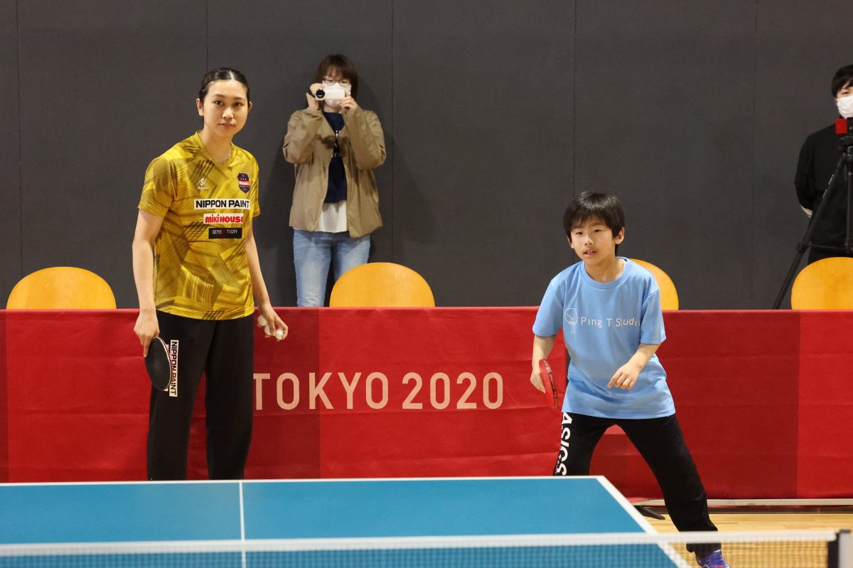 写真：ワンポイントレッスンの様子/撮影：ラリーズ編集部