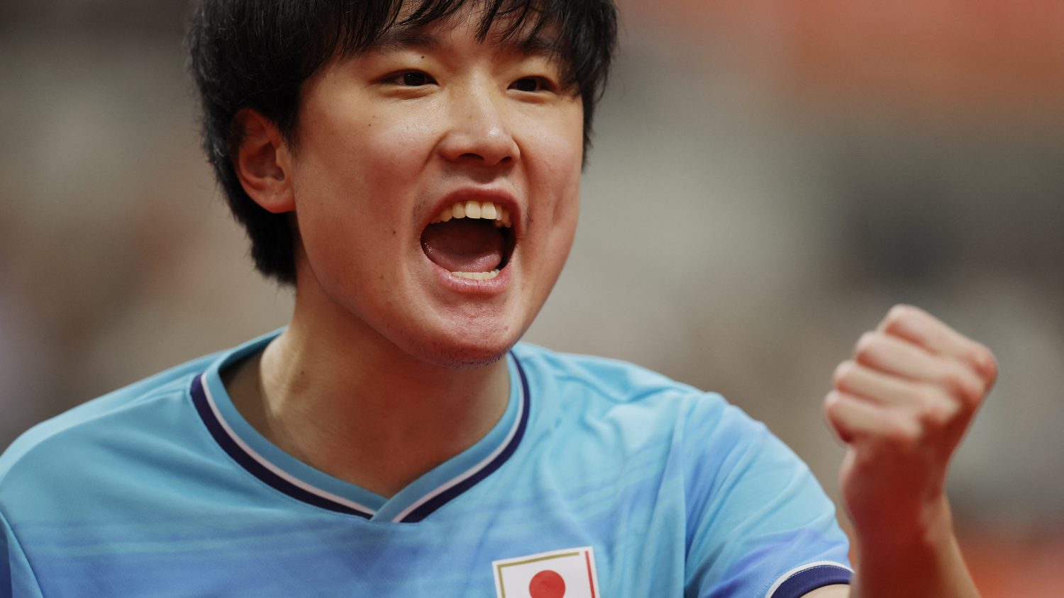 張本智和、第2ゲーム落とすも中国若手に競り勝ち エースの一勝で日本が